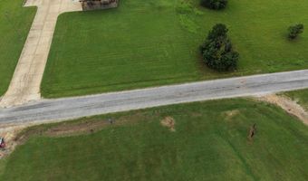 Dobbs Dr, Amory, MS 38821