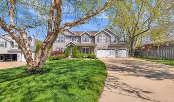 238 Pointe Lucerne Ct, Ballwin, MO 63011