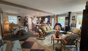 22 Marble St, Brandon, VT 05733