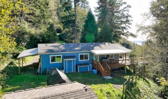 17360 MOUNTAIN Dr, Brookings, OR 97415