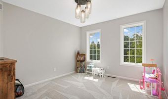 13877 Elkhart Rd, Apple Valley, MN 55124