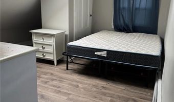 9 Ann St 2, Newport, RI 02840
