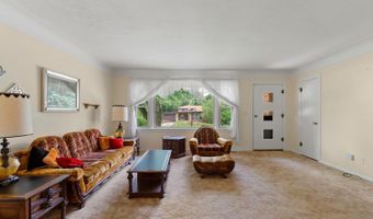 822 Croswell, Adrian, MI 49221
