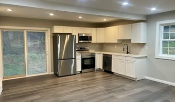 32 Laurel Ln, Albrightsville, PA 18210
