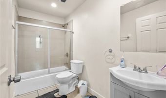 844 W 78th St, Los Angeles, CA 90044