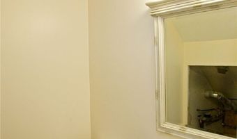 2701 Mission St 1, Airville, PA 15203