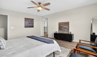 1081 Park Ct, Avon, IN 46123