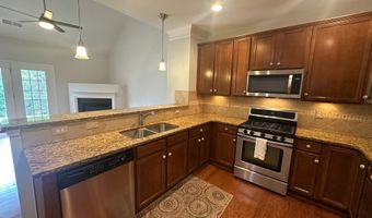 44322 MCHENRY Sq, Ashburn, VA 20147