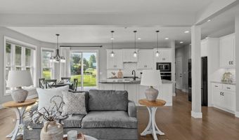 5644 N SUMMERLAND Dr, Appleton, WI 54913