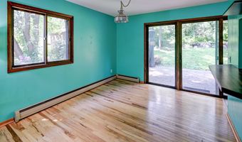 2897 Glacier Valley Rd, Fitchburg, WI 53711