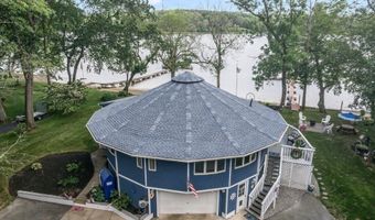 108 Pleasant Valley Rd, Amesbury, MA 01913