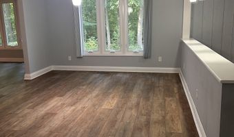 806 Woodridge Ct, Avon, IN 46123