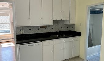 90 Maple Ave 1, Andover, MA 01810