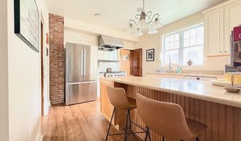 196 Ellsworth St, Bridgeport, CT 06605
