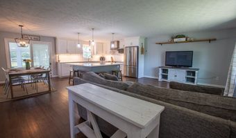1114 Foxmoor Ln, Ashland, OH 44805