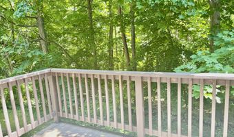 25 Padanaram Rd 77, Danbury, CT 06811