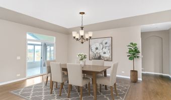 2660 Harnish Dr, Algonquin, IL 60102