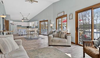 87 Maple Ridge Dr, Monmouth, ME 04259