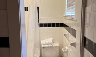 410 N 8th St 2, Alpine, TX 79830