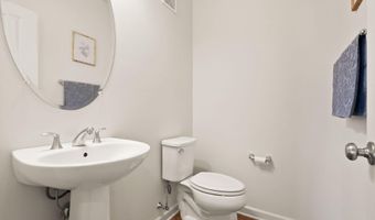 23305 MILLTOWN KNOLL Sq 106, Ashburn, VA 20148