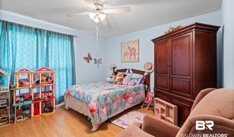 14230 S Wintzell Ave, Bayou La Batre, AL 36509