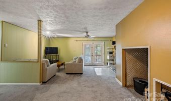 6 Constitution Ct, Asheville, NC 28805