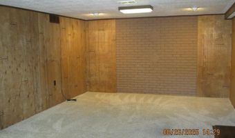 301 N CHURCH St, Albany, IL 61230