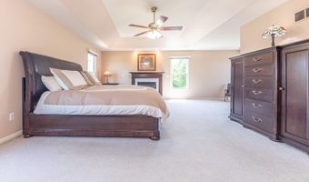 2058 Chardonnay Ct, Ann Arbor, MI 48108