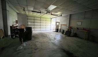 409 233RD St, Aledo, IL 61231