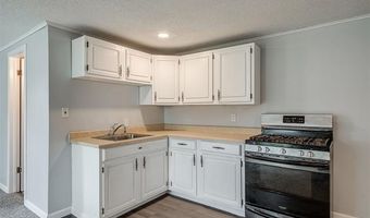 368 SE Elmhurst Ave, Bartlesville, OK 74006