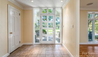 54 Fairway Rd, Asheville, NC 28804