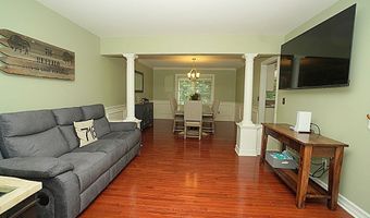 47 Timber Cove Ct, Amherst, NY 14051