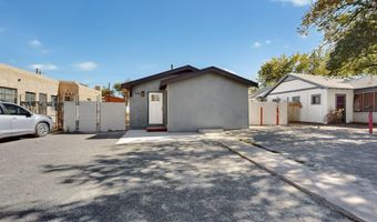 116 STANFORD Dr SE, Albuquerque, NM 87106