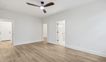 579 Sams Point Rd, Beaufort, SC 29907