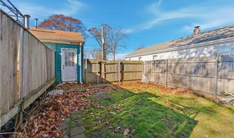 16 N Rose St, East Providence, RI 02914
