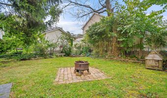 38 East Ave, Atlantic Highlands, NJ 07716