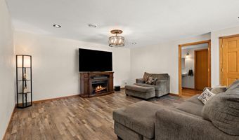 975 41st Ave, Amery, WI 54001