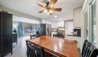 3030 N MORRISON St, Appleton, WI 54911