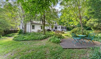 5121 BALTAN Rd, Bethesda, MD 20816