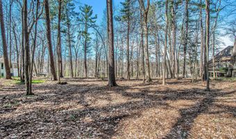 1885 Timber Trail Dr SE, Ada, MI 49301