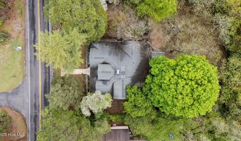 802 N Poplar St, Aberdeen, NC 28315