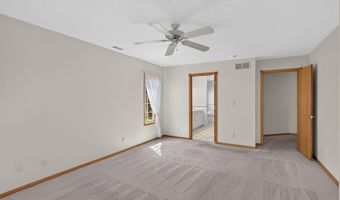 3038 Aspen Rd, Ames, IA 50014