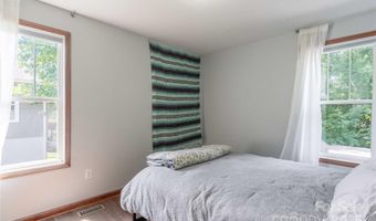 132 Warren Haynes Dr, Asheville, NC 28806