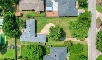 4004 N Thompkins Ave, Bethany, OK 73008