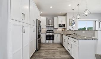 16289 Whitehead Dr, Argentine, MI 48451