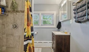 599 MASSACHUSETTS Ave, Aldan, PA 19018