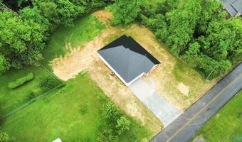476 NE 2nd St, Arab, AL 35016