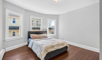380 Gurdon St 1, Bridgeport, CT 06606