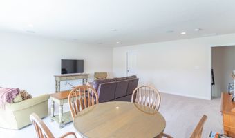 4223 Backstretch Ln, Bargersville, IN 46106