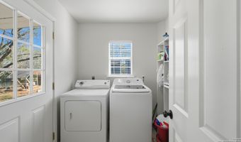 10835 Rosemar, Adkins, TX 78101